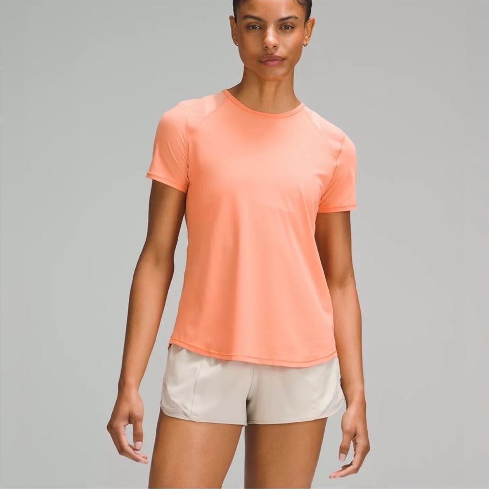 Lululemon Sculpt Short-Sleeve Shirt in Coral Kiss size 4
